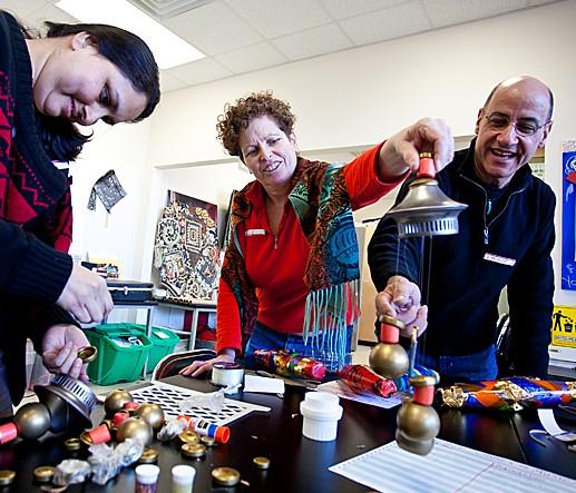 <a><img class="size-large wp-image-1794289" title="Amal-Chen-20120103-IMG_6013" src="https://www.theepochtimes.com/assets/uploads/2015/09/Amal-Chen-20120103-IMG_6013.jpg" alt="" width="576" height="493"/></a>