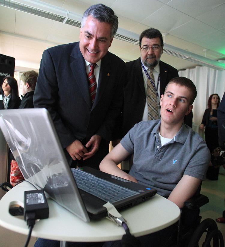 <a><img src="https://www.theepochtimes.com/assets/uploads/2015/09/CHEOUpopolis.JPG" alt="STAYING CONNECTED: Children's Hospital of Eastern Ontario (CHEO) patient Jacob Doyle, 15, explores Upopolis, the first online social network at CHEO in Ottawa, while TELUS Business Solutions President Joe Natale (left) and CHEO President Michel Bilodeau look on. Upopolis is a child-friendly communication and education portal designed to keep kids informed and in touch during their hospital stay.  (Patrick Doyle)" title="STAYING CONNECTED: Children's Hospital of Eastern Ontario (CHEO) patient Jacob Doyle, 15, explores Upopolis, the first online social network at CHEO in Ottawa, while TELUS Business Solutions President Joe Natale (left) and CHEO President Michel Bilodeau look on. Upopolis is a child-friendly communication and education portal designed to keep kids informed and in touch during their hospital stay.  (Patrick Doyle)" width="320" class="size-medium wp-image-1828427"/></a>