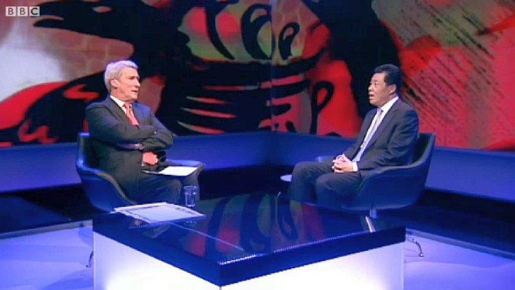 <a><img class="size-large wp-image-1792570" src="https://www.theepochtimes.com/assets/uploads/2015/09/CHINA_COMMUNIST_COLOR.jpg" alt="BBC "Newsnight's" Jeremy Paxman asking Chinese ambassador to the U.K., Liu Xiaoming" width="590" height="332"/></a>