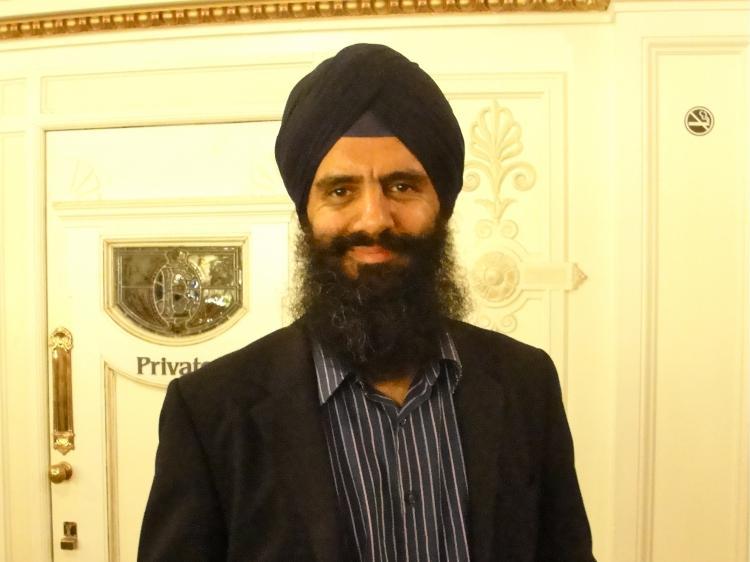 <a><img src="https://www.theepochtimes.com/assets/uploads/2015/09/DSC01776.JPG" alt="Inderpal Singh, an IT consultant, at The London Coliseum for Shen Yun Performing Arts, on April 7. (The Epoch Times)" title="Inderpal Singh, an IT consultant, at The London Coliseum for Shen Yun Performing Arts, on April 7. (The Epoch Times)" width="320" class="size-medium wp-image-1805911"/></a>