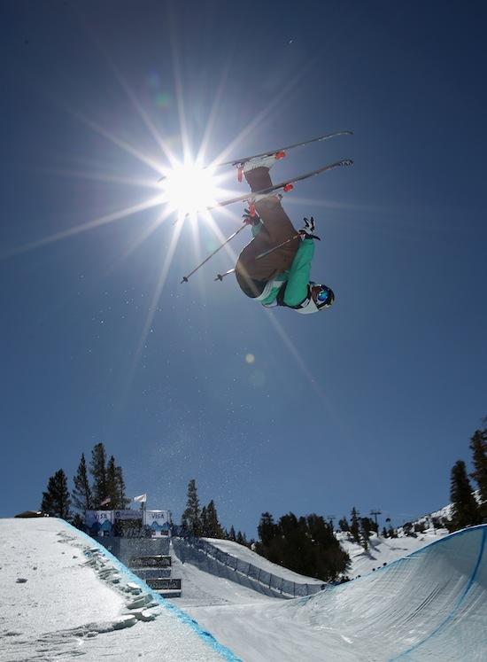 <a><img class="size-large wp-image-1790966" title="U.S. Snowboarding and Freeskiing Grand Prix" src="https://www.theepochtimes.com/assets/uploads/2015/09/DavidWise140692052.jpg" alt="U.S. Snowboarding and Freeskiing Grand Prix" width="434" height="590"/></a>
