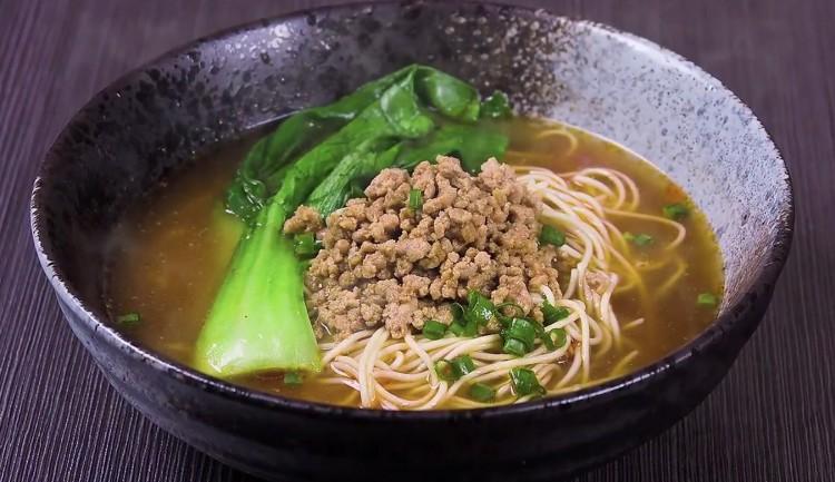 <a><img class="size-full wp-image-1783844" title="Fresh handmade noodles served in a warm broth with bokchoy and a meat of choice is a common dish in the Dongbei region. (NTD Television)" src="https://www.theepochtimes.com/assets/uploads/2015/09/DongbeiNoodles.jpg" alt="" width="750" height="433"/></a>
