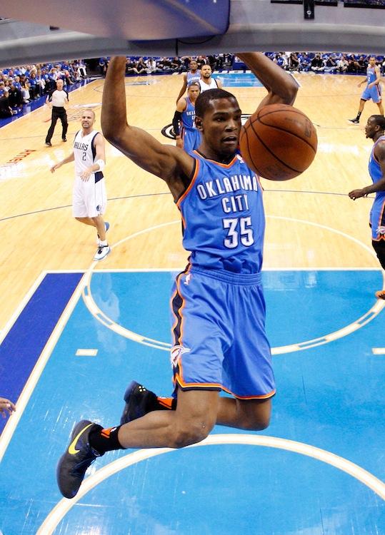 <a><img class="size-large wp-image-1794772" title="Oklahoma City Thunder v Dallas Mavericks - Game Five" src="https://www.theepochtimes.com/assets/uploads/2015/09/Durant114699598.jpg" alt="Oklahoma City Thunder v Dallas Mavericks - Game Five" width="297" height="413"/></a>