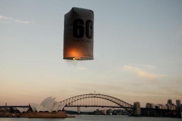 <a><img src="https://www.theepochtimes.com/assets/uploads/2015/09/EarthHour_97880013.jpg" alt="Seven lanterns to represent the seven continents of the world were released over Sydney Harbour to launch the one week countdown to Earth Hour, at Sydney Harbour on March 20, 2010 in Sydney, Australia. (Brendon Thorne/Getty Images for WWF)" title="Seven lanterns to represent the seven continents of the world were released over Sydney Harbour to launch the one week countdown to Earth Hour, at Sydney Harbour on March 20, 2010 in Sydney, Australia. (Brendon Thorne/Getty Images for WWF)" width="320" class="size-medium wp-image-1821831"/></a>