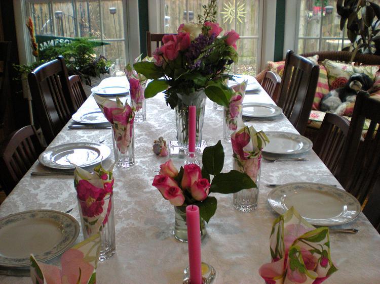<a><img src="https://www.theepochtimes.com/assets/uploads/2015/09/EasterColors.jpg" alt="EASTER COLORS: Make sure to set your table with fresh flowers and colorful floral napkins to make the dinner even more special.  (Courtesy of Patty Gries)" title="EASTER COLORS: Make sure to set your table with fresh flowers and colorful floral napkins to make the dinner even more special.  (Courtesy of Patty Gries)" width="320" class="size-medium wp-image-1828584"/></a>