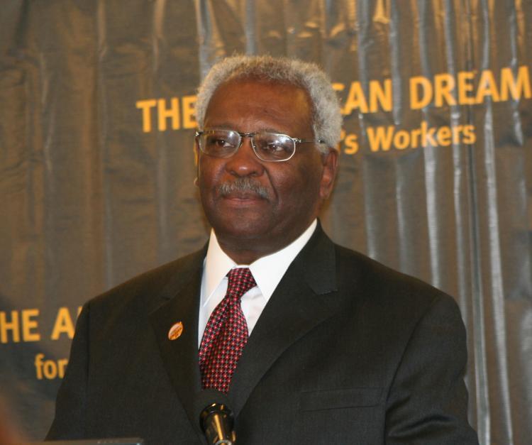 <a><img src="https://www.theepochtimes.com/assets/uploads/2015/09/EdgarRomney.jpg" alt="DEEPLY MOVED: Edgar Romney, International Vice-President of UNITE HERE, saw the Obama victory on Nov. 4 as the culmination of his 45 years in the civil rights movement. Mr. Romney spoke Nov. 6 at the National Press Club. (Gary Feuerberg/Epoch Times)" title="DEEPLY MOVED: Edgar Romney, International Vice-President of UNITE HERE, saw the Obama victory on Nov. 4 as the culmination of his 45 years in the civil rights movement. Mr. Romney spoke Nov. 6 at the National Press Club. (Gary Feuerberg/Epoch Times)" width="320" class="size-medium wp-image-1833035"/></a>