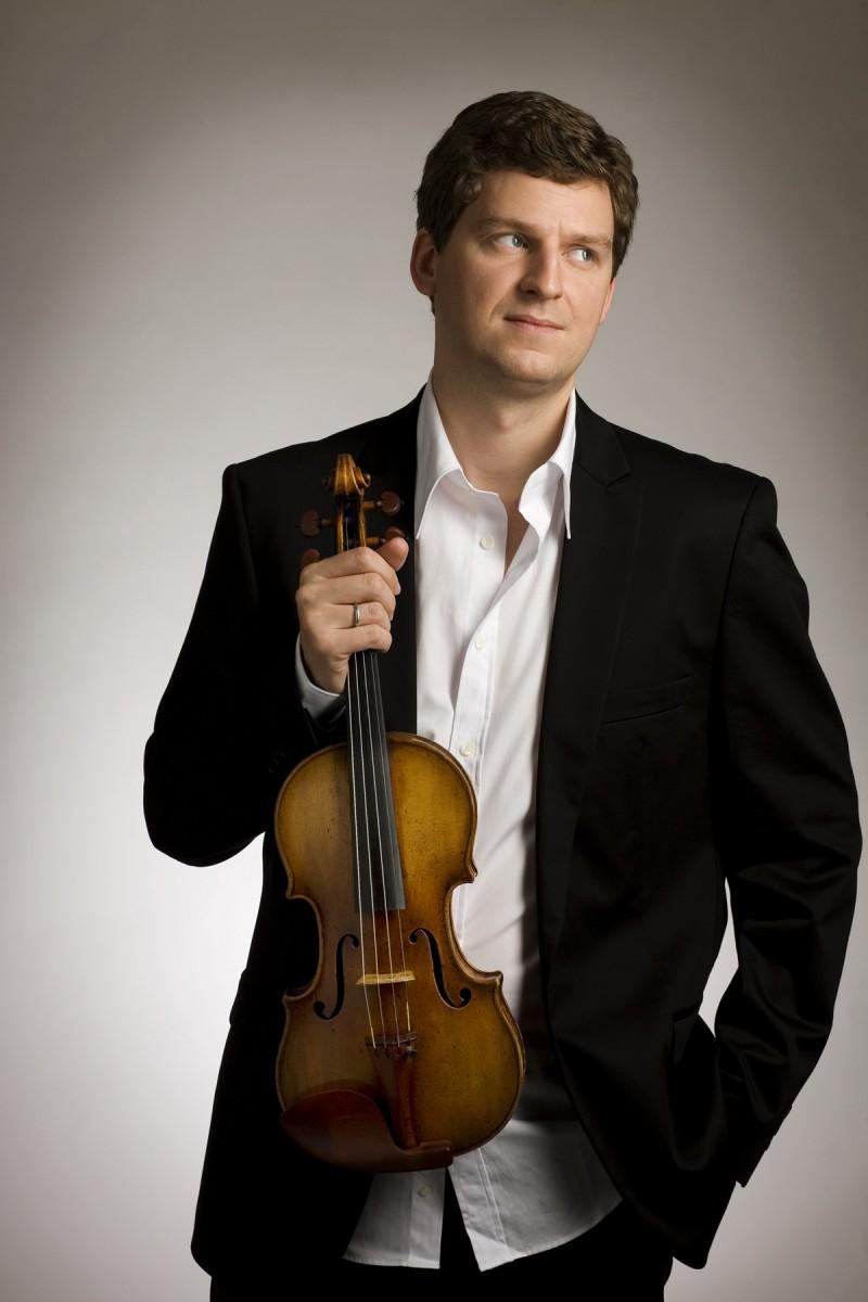 <a><img class=" wp-image-1784784 " title="James Ehnes" src="https://www.theepochtimes.com/assets/uploads/2015/09/Ehnes.jpg" alt=" Violinist James Ehnes" width="354" height="531"/></a>