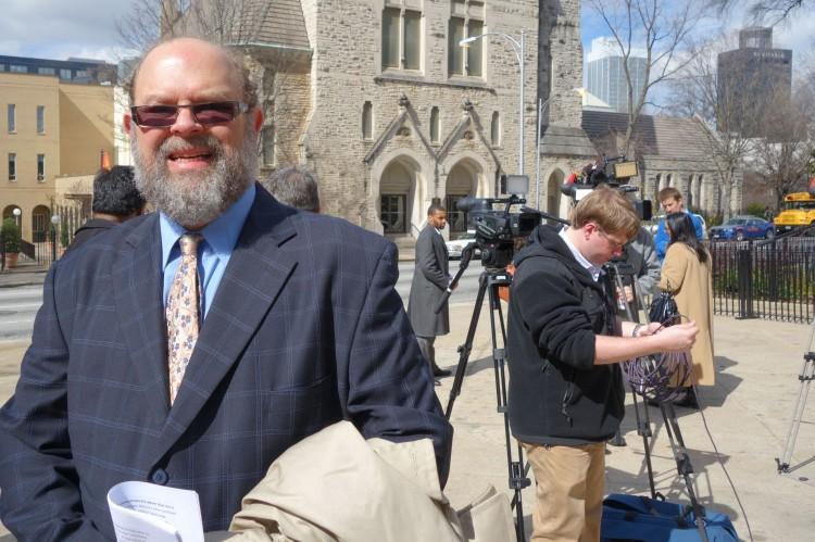 <a><img class="size-full wp-image-1770241" src="https://www.theepochtimes.com/assets/uploads/2015/09/Eric-Jacobsen-Mary-Silver.jpg" alt="Eric Jacobsen" width="750" height="499"/></a>