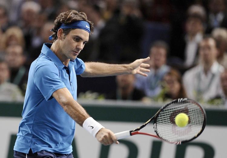 <a><img class="size-large wp-image-1793295" title="Swiss Roger Federer returns the ball to" src="https://www.theepochtimes.com/assets/uploads/2015/09/Federer132679799.jpg" alt="Swiss Roger Federer returns the ball to" width="413" height="286"/></a>