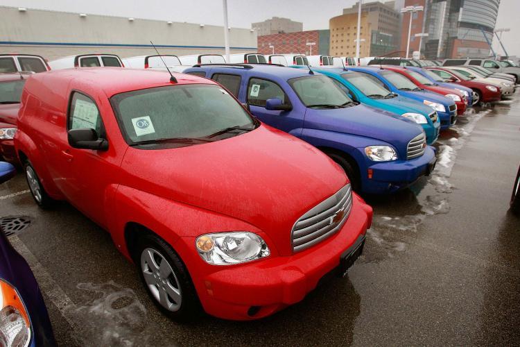 <a><img src="https://www.theepochtimes.com/assets/uploads/2015/09/GM85127841.jpg" alt="Cars and trucks are offered for sale at a Chevrolet dealership in Park Ridge, Illinois. General Motors Corp., may have to file for bankruptcy under the direction of the Obama administration. (Scott Olson/Getty Images)" title="Cars and trucks are offered for sale at a Chevrolet dealership in Park Ridge, Illinois. General Motors Corp., may have to file for bankruptcy under the direction of the Obama administration. (Scott Olson/Getty Images)" width="320" class="size-medium wp-image-1828775"/></a>