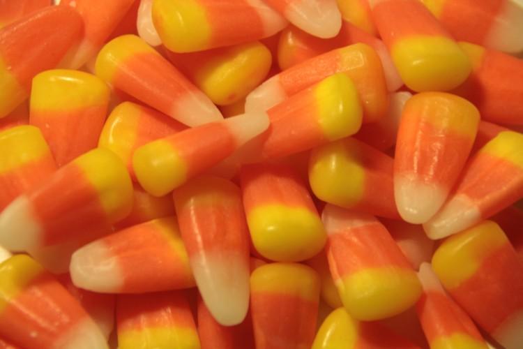 <a><img class="size-full wp-image-1774928" title="Simple candy experiments can turn your Halloween candy collection into engaging learning materials. (Stephanie Lam/The Epoch Times)" src="https://www.theepochtimes.com/assets/uploads/2015/09/IMG_3775.jpg" alt="Simple candy experiments can turn your Halloween candy collection into engaging learning materials. (Stephanie Lam/The Epoch Times)" width="750" height="500"/></a>