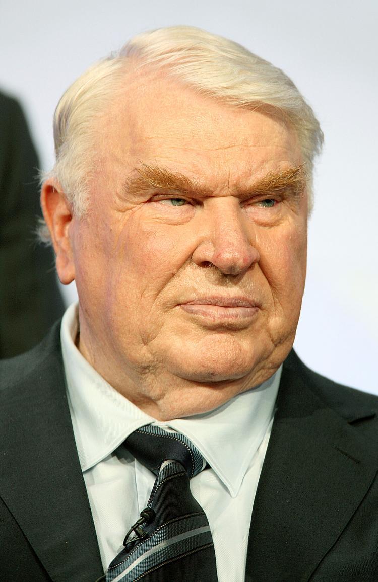 <a><img src="https://www.theepochtimes.com/assets/uploads/2015/09/JohnMadden.jpg" alt="RETIRING: Game analyst John Madden of 'Sunday Night Football' announced his retirement.  (Frederick M. Brown/Getty Images)" title="RETIRING: Game analyst John Madden of 'Sunday Night Football' announced his retirement.  (Frederick M. Brown/Getty Images)" width="320" class="size-medium wp-image-1828530"/></a>