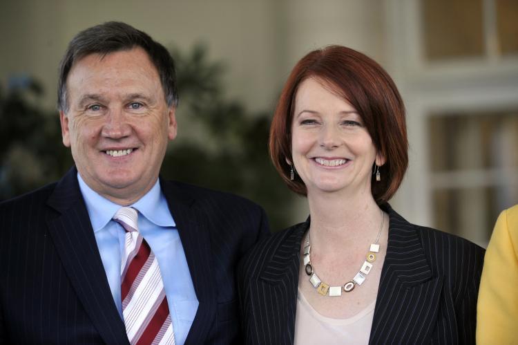<a><img src="https://www.theepochtimes.com/assets/uploads/2015/09/Julia102362884.jpg" alt="Newly appointed Australian Prime Minister Julia Gillard (R) stands with her partner Tim Mathieson at Government House on June 24, 2010 in Canberra, Australia.  (Alan Porritt - Pool/Getty Images)" title="Newly appointed Australian Prime Minister Julia Gillard (R) stands with her partner Tim Mathieson at Government House on June 24, 2010 in Canberra, Australia.  (Alan Porritt - Pool/Getty Images)" width="320" class="size-medium wp-image-1818155"/></a>