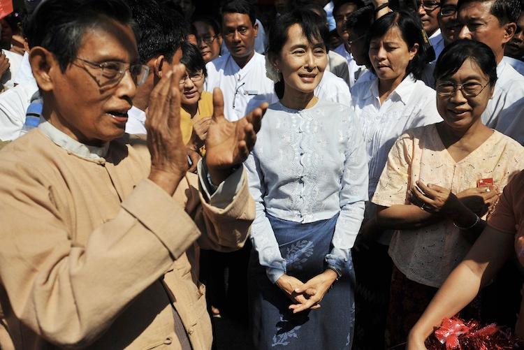 <a><img class="size-large wp-image-1793868" title="Aung San Suu Kyi Jan. 9, 2012" src="https://www.theepochtimes.com/assets/uploads/2015/09/KYI-136612193-750-WEB.jpg" alt="Aung San Suu Kyi Jan. 9, 2012" width="590" height="394"/></a>