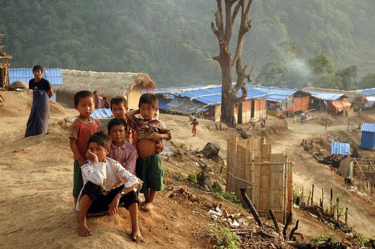 <a><img class="size-large wp-image-1774134" title="Ethnic Kachin children at an Internally Displaced People's camp in northern Kachin State, Burma, on the border with China on June 4, 2012. (Bodenham/AFP/Getty Images)" src="https://www.theepochtimes.com/assets/uploads/2015/09/Kachin+kids.jpg" alt="Ethnic Kachin children at an Internally Displaced People's camp in northern Kachin State, Burma, on the border with China on June 4, 2012. (Bodenham/AFP/Getty Images)" width="590" height="391"/></a>