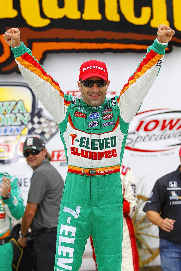 <a><img src="https://www.theepochtimes.com/assets/uploads/2015/09/Kanaan102256562Web.jpg" alt="Tony Kanaan celebrates in victory lane following his win at the IndyCar Iowa Corn Indy 250 on June 20, 2010 in Newton, Iowa.  (Chris Trotman/Getty Images)" title="Tony Kanaan celebrates in victory lane following his win at the IndyCar Iowa Corn Indy 250 on June 20, 2010 in Newton, Iowa.  (Chris Trotman/Getty Images)" width="320" class="size-medium wp-image-1818339"/></a>