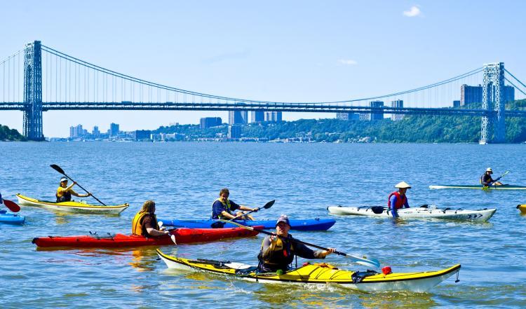 <a><img src="https://www.theepochtimes.com/assets/uploads/2015/09/Kayaks2.jpg" alt="FLOATING THE HUDSON: The George Washington Bridge drapes across the water as a crew of kayakers set out for a journey down the river.  (JOSHUA PHILIPP/THE EPOCH TIMES)" title="FLOATING THE HUDSON: The George Washington Bridge drapes across the water as a crew of kayakers set out for a journey down the river.  (JOSHUA PHILIPP/THE EPOCH TIMES)" width="320" class="size-medium wp-image-1833812"/></a>