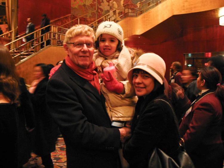 <a><img src="https://www.theepochtimes.com/assets/uploads/2015/09/Lieberman.jpg" alt="Mr. and Mrs. Lieberman with their daughter at Radio City Music Hall. (Dai Bing/The Epoch Times)" title="Mr. and Mrs. Lieberman with their daughter at Radio City Music Hall. (Dai Bing/The Epoch Times)" width="320" class="size-medium wp-image-1831047"/></a>