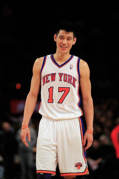 <a><img class="size-large wp-image-1791443" title="New Jersey Nets v New York Knicks" src="https://www.theepochtimes.com/assets/uploads/2015/09/Lin139430130.jpg" alt="New Jersey Nets v New York Knicks" width="236" height="354"/></a>