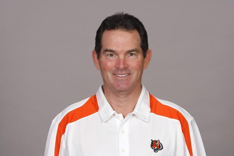 <a><img src="https://www.theepochtimes.com/assets/uploads/2015/09/Mike+Zimmer.jpg" alt="A team photo of Cincinnati Bengals' defensive coordinator Mike Zimmer. Zimmer, who lost his wife Vikki on Friday, lead a team win against rival Baltimore Ravens, taking home the team ball on Sunday night in an emotional victory. (Photo courtesy of NFL Photos)" title="A team photo of Cincinnati Bengals' defensive coordinator Mike Zimmer. Zimmer, who lost his wife Vikki on Friday, lead a team win against rival Baltimore Ravens, taking home the team ball on Sunday night in an emotional victory. (Photo courtesy of NFL Photos)" width="320" class="size-medium wp-image-1825793"/></a>