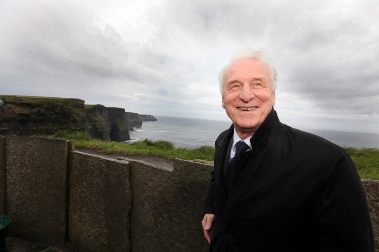 <a><img src="https://www.theepochtimes.com/assets/uploads/2015/09/Moher.JPG" alt="Mr Trapattoni, Republic of Ireland Senior Team Manager. (Brian Arthur / Press 22)" title="Mr Trapattoni, Republic of Ireland Senior Team Manager. (Brian Arthur / Press 22)" width="320" class="size-medium wp-image-1795418"/></a>