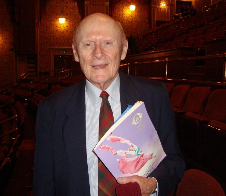 <a><img class="size-large wp-image-1771092" title="20130203 Pittsburgh Shen Yun MusicologyProfessorDanielTPolitoskeUniversityofKansas29photo" src="https://www.theepochtimes.com/assets/uploads/2015/09/MusicologyProfessorDanielTPolitoskeUniversityofKansas29photo.jpg" alt="" width="590" height="511"/></a>