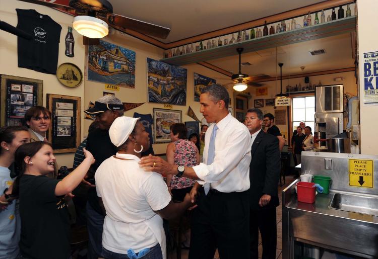 <a><img src="https://www.theepochtimes.com/assets/uploads/2015/09/ObamaNO_103707601-1.jpg" alt="NOLA CONTINUES: President Barack Obama arrives to have lunch at Parkway Bakery and Tavern in New Orleans, Louisiana, on August 29. Obama later spoke at Xavier University. (Jewel Samad/AFP/Getty Images)" title="NOLA CONTINUES: President Barack Obama arrives to have lunch at Parkway Bakery and Tavern in New Orleans, Louisiana, on August 29. Obama later spoke at Xavier University. (Jewel Samad/AFP/Getty Images)" width="320" class="size-medium wp-image-1815407"/></a>