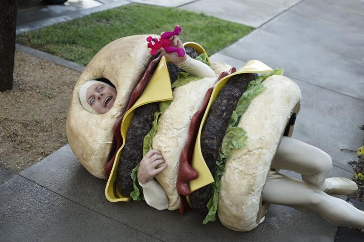 <a><img src="https://www.theepochtimes.com/assets/uploads/2015/09/Oceania_ShamBurger.jpg" alt="The 'Burger Corp' campaign was launched Friday May 1 via YouTube with a short film entitled 'Sham Burger'. (Courtesy of the Cancer Council)" title="The 'Burger Corp' campaign was launched Friday May 1 via YouTube with a short film entitled 'Sham Burger'. (Courtesy of the Cancer Council)" width="320" class="size-medium wp-image-1828297"/></a>