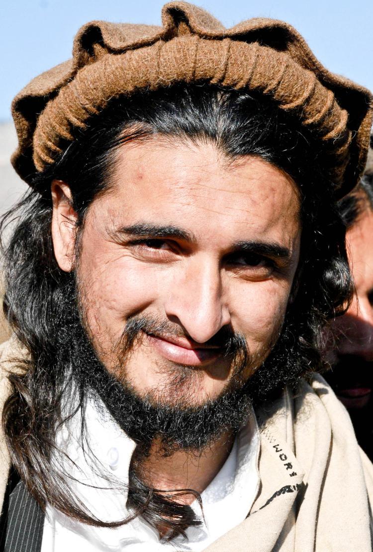 <a><img src="https://www.theepochtimes.com/assets/uploads/2015/09/PAKISTAN.jpg" alt="Pakistani Taliban commander Hakimullah Mehsud arrives to meet with a group of media representatives in the Mamouzai area of Orakzai Agency in this picture taken on Nov. 26, 2008. Hakimullah was reported dead by state television Sunday but the officials sa (Majeed/AFP/Getty Images)" title="Pakistani Taliban commander Hakimullah Mehsud arrives to meet with a group of media representatives in the Mamouzai area of Orakzai Agency in this picture taken on Nov. 26, 2008. Hakimullah was reported dead by state television Sunday but the officials sa (Majeed/AFP/Getty Images)" width="320" class="size-medium wp-image-1823531"/></a>