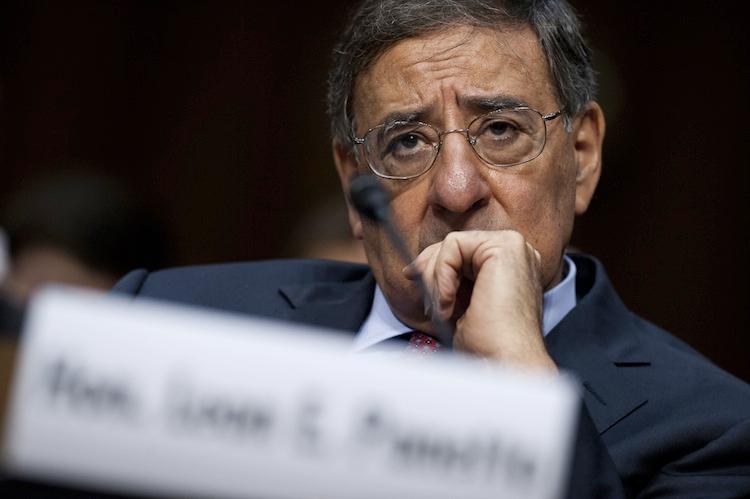 <a><img class="size-large wp-image-1786875" title="U.S. Secretary of Defense Leon Panetta testifies before the US Senate Foreign Relations Committee on the Law of the Sea Convention, during a hearing on Capitol Hill in Washington, DC, May 23. (Saul Loeb/AFP/GettyImages)" src="https://www.theepochtimes.com/assets/uploads/2015/09/Panetta1450827921.jpg" alt="" width="572" height="429"/></a>