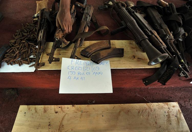 <a><img src="https://www.theepochtimes.com/assets/uploads/2015/09/Pirate102382687.jpg" alt="Confiscated weapons and ammunition from suspected Somali pirates awaiting trial on June 24, are used as evidence at the Shimo la Tewa maximum prison, at the Kenyan coastal town of Mombasa.  (Tony Karumba/Getty Images )" title="Confiscated weapons and ammunition from suspected Somali pirates awaiting trial on June 24, are used as evidence at the Shimo la Tewa maximum prison, at the Kenyan coastal town of Mombasa.  (Tony Karumba/Getty Images )" width="320" class="size-medium wp-image-1817767"/></a>