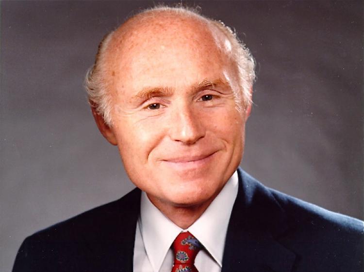 <a><img src="https://www.theepochtimes.com/assets/uploads/2015/09/Senator+Herb+Kohl.JPG" alt="United States Senator Herb Kohl joined the legislators in extending a Letter of Welcome." title="United States Senator Herb Kohl joined the legislators in extending a Letter of Welcome." width="320" class="size-medium wp-image-1806918"/></a>