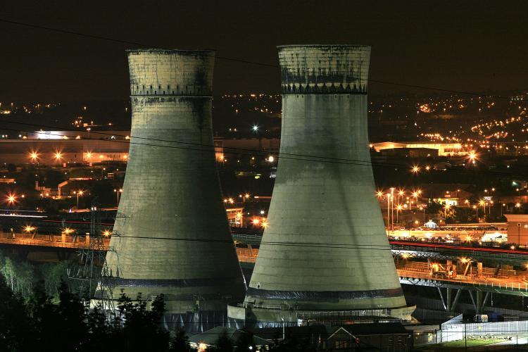 <a><img src="https://www.theepochtimes.com/assets/uploads/2015/09/Sheffield.jpg" alt="The Tinsley cooling towers, that for 70 years stood as symbol of Sheffield's industrial heritage, are floodlit as they wait for demolition with explosives on August 23, 2008 ( Christopher Furlong/Getty Images)" title="The Tinsley cooling towers, that for 70 years stood as symbol of Sheffield's industrial heritage, are floodlit as they wait for demolition with explosives on August 23, 2008 ( Christopher Furlong/Getty Images)" width="320" class="size-medium wp-image-1825327"/></a>