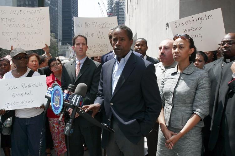<a><img src="https://www.theepochtimes.com/assets/uploads/2015/09/Smith1hospital.jpg" alt="HOSPITAL CLOSING: State Sen. Malcolm Smith (C) speaks at a rally outside the Department of Health on Sunday to reject a plan to close the Peninsula Hospital Center in Rockaway, Queens. He is joined by Assemblywoman Michele Titus (R) and Rockaway resident Philip Goldfeder (L).   (Ivan Pentchoukov/The Epoch Times)" title="HOSPITAL CLOSING: State Sen. Malcolm Smith (C) speaks at a rally outside the Department of Health on Sunday to reject a plan to close the Peninsula Hospital Center in Rockaway, Queens. He is joined by Assemblywoman Michele Titus (R) and Rockaway resident Philip Goldfeder (L).   (Ivan Pentchoukov/The Epoch Times)" width="320" class="size-medium wp-image-1799700"/></a>