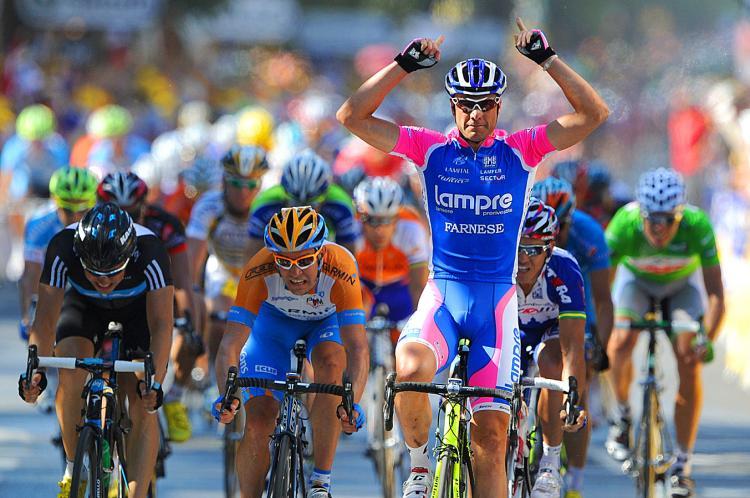 <a><img src="https://www.theepochtimes.com/assets/uploads/2015/09/StageFour102682073Web.jpg" alt="Alessandro Petacchi (R) celebrates on the finish line as he wins Stage Four of the 2010 Tour de France. (Pascal Pavani/AFP/Getty Images)" title="Alessandro Petacchi (R) celebrates on the finish line as he wins Stage Four of the 2010 Tour de France. (Pascal Pavani/AFP/Getty Images)" width="320" class="size-medium wp-image-1817697"/></a>