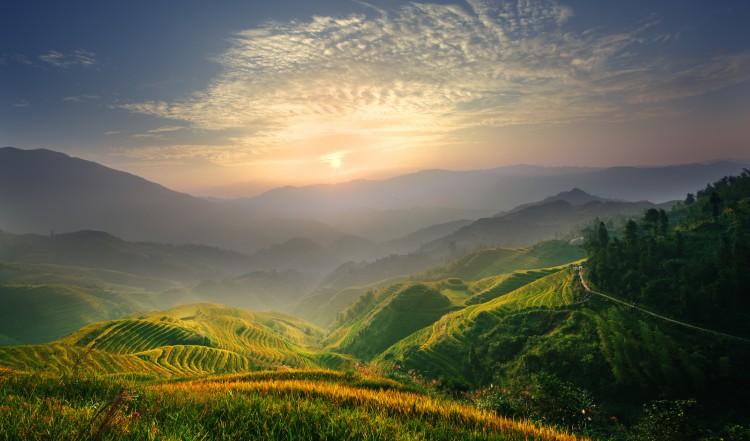 <a><img class=" wp-image-1773675" title="Sunrise-Guangxi-China-PhotosCom-134561423" src="https://www.theepochtimes.com/assets/uploads/2015/09/Sunrise-Guangxi-China-PhotosCom-134561423.jpg" alt="" width="594" height="349"/></a>