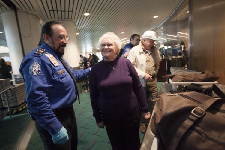 <a><img class="size-large wp-image-1781228" title="In this file photo, TSA officer Stephen Candia (L) explains new rules to Evelyn Schulze, 76, at Portland International Airport (PDX) on March 19. The TSA has modified screening procedures for passengers 75 and older. (Natalie Behring/Getty Images)" src="https://www.theepochtimes.com/assets/uploads/2015/09/SupremeCourt.jpg" alt="In this file photo, TSA officer Stephen Candia (L) explains new rules to Evelyn Schulze, 76, at Portland International Airport (PDX) on March 19. The TSA has modified screening procedures for passengers 75 and older. (Natalie Behring/Getty Images)" width="590" height="393"/></a>