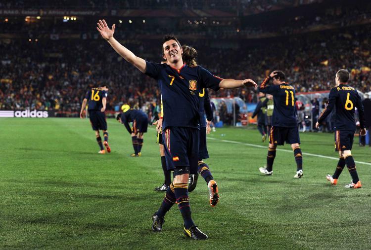 <a><img src="https://www.theepochtimes.com/assets/uploads/2015/09/Villa102610602.jpg" alt="David Villa scored in the 83rd minute as Spain downed a resilient Paraguayan team. (Jasper Juinen/Getty Images)" title="David Villa scored in the 83rd minute as Spain downed a resilient Paraguayan team. (Jasper Juinen/Getty Images)" width="320" class="size-medium wp-image-1817838"/></a>