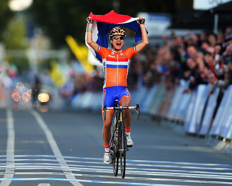 <a><img class="size-full wp-image-1775417" src="https://www.theepochtimes.com/assets/uploads/2015/09/VosHORIZ152571198web.jpg" alt="Rabobank rider Marianne Vos celebrates winning the Elite Women's Road Race on day seven of the UCI Road World Championships, September 22, 2012 in Valkenburg, Netherlands. (Bryn Lennon/Getty Images)" width="750" height="602"/></a>