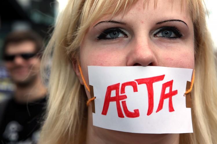 <a><img class="size-large wp-image-1769537" title="Activists Protest ACTA In Berlin" src="https://www.theepochtimes.com/assets/uploads/2015/09/acta146021508.jpg" alt="" width="590" height="392"/></a>