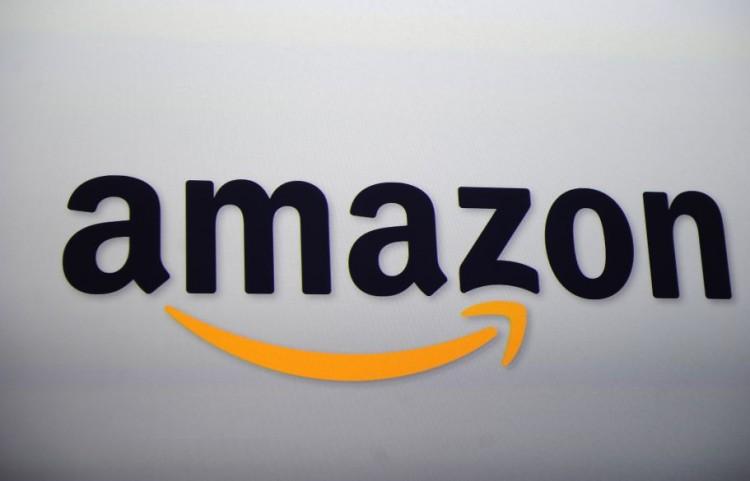 <a><img class="size-large wp-image-1788586" title="The Amazon logo is projected on a screen" src="https://www.theepochtimes.com/assets/uploads/2015/09/amazon.jpg" alt="" width="590" height="378"/></a>