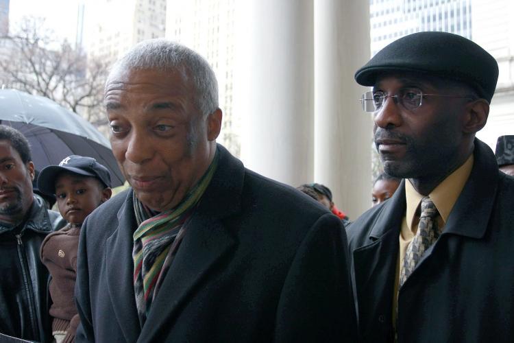 <a><img src="https://www.theepochtimes.com/assets/uploads/2015/09/barro852schools.jpg" alt="FREEDOM PARTY CALL: Councilman Charles Barron (L) stands with Freedom Party attorney Roger Wareham (R) to announce the party will look into legal action to end mayoral control over the schools system.  (Tara MacIsaac/The Epoch Times)" title="FREEDOM PARTY CALL: Councilman Charles Barron (L) stands with Freedom Party attorney Roger Wareham (R) to announce the party will look into legal action to end mayoral control over the schools system.  (Tara MacIsaac/The Epoch Times)" width="320" class="size-medium wp-image-1805601"/></a>