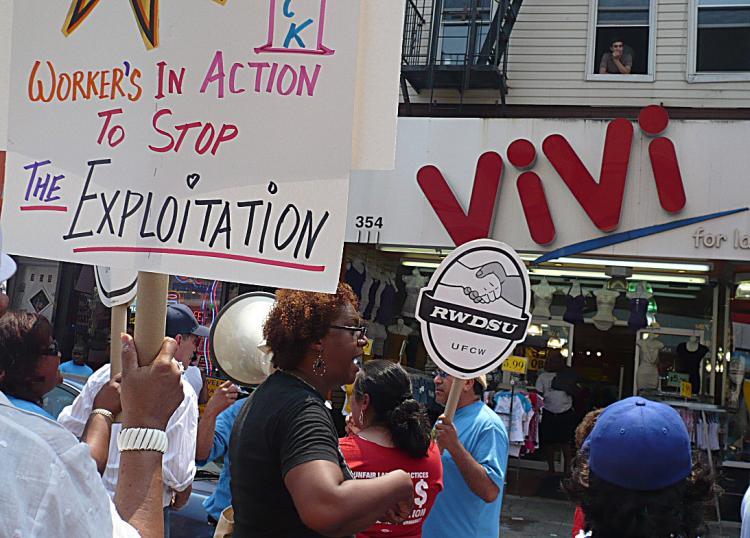 <a><img src="https://www.theepochtimes.com/assets/uploads/2015/09/brooklyn.jpg" alt="STOP THE EXPLOITATION: Nieves Padilla and members of labor unions in Brooklyn, New York call on Vivi women's wear and other local stores to reform their worker treatment during a march on Sunday, July 20. (Christine Lin The Epoch Times)" title="STOP THE EXPLOITATION: Nieves Padilla and members of labor unions in Brooklyn, New York call on Vivi women's wear and other local stores to reform their worker treatment during a march on Sunday, July 20. (Christine Lin The Epoch Times)" width="320" class="size-medium wp-image-1834797"/></a>