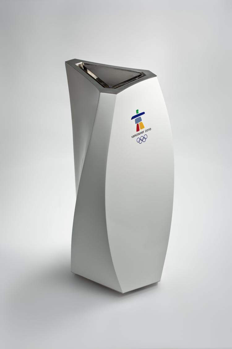<a><img src="https://www.theepochtimes.com/assets/uploads/2015/09/caldronVANOCCOVAN.jpg" alt="A cauldron for the Vancouver 2010 Olympic and Paralympic Torch Relays  (VANOC/COVAN)" title="A cauldron for the Vancouver 2010 Olympic and Paralympic Torch Relays  (VANOC/COVAN)" width="320" class="size-medium wp-image-1826093"/></a>