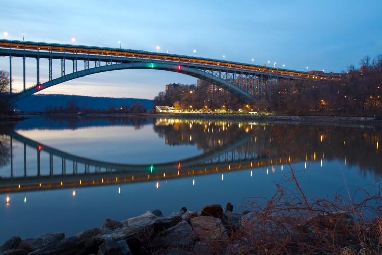 <a><img class="size-large wp-image-1780929" title=" The The Henry Hudson Bridge, pictured in this file photo, will have all-electronic tolling beginning in November. (Benjamin Chasteen/The Epoch Times) " src="https://www.theepochtimes.com/assets/uploads/2015/09/chasteen_1212_HenryHudsonBdg_200.jpg" alt=" The The Henry Hudson Bridge, pictured in this file photo, will have all-electronic tolling beginning in November. (Benjamin Chasteen/The Epoch Times) " width="590" height="393"/></a>
