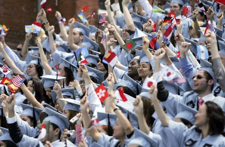<a><img src="https://www.theepochtimes.com/assets/uploads/2015/09/college52946700.jpg" alt="Students cheer during commencement ceremonies at Columbia University. Author Andrew Hewitt said only 16 percent of those who start college will graduate and find fulfillment in their careers 5 years after graduation. (Spencer Platt/Getty Images)" title="Students cheer during commencement ceremonies at Columbia University. Author Andrew Hewitt said only 16 percent of those who start college will graduate and find fulfillment in their careers 5 years after graduation. (Spencer Platt/Getty Images)" width="320" class="size-medium wp-image-1827105"/></a>