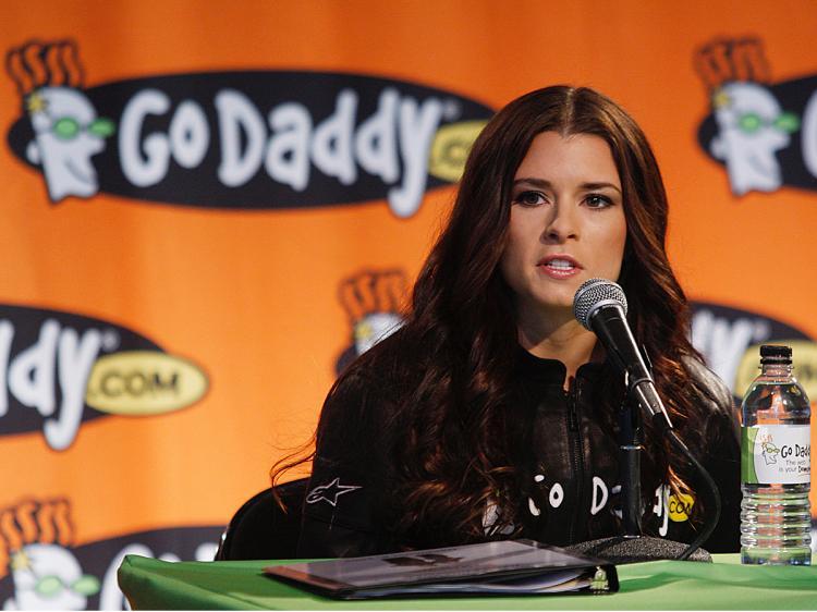 <a><img src="https://www.theepochtimes.com/assets/uploads/2015/09/dnaca94150647.jpg" alt="IndyCar driver Danica Patrick speaks during a press conference announcing her participation in the 2010 NASCAR season on December 8, 2009 in Phoenix, Arizona. (Joshua Lott/Getty Images)" title="IndyCar driver Danica Patrick speaks during a press conference announcing her participation in the 2010 NASCAR season on December 8, 2009 in Phoenix, Arizona. (Joshua Lott/Getty Images)" width="320" class="size-medium wp-image-1824814"/></a>