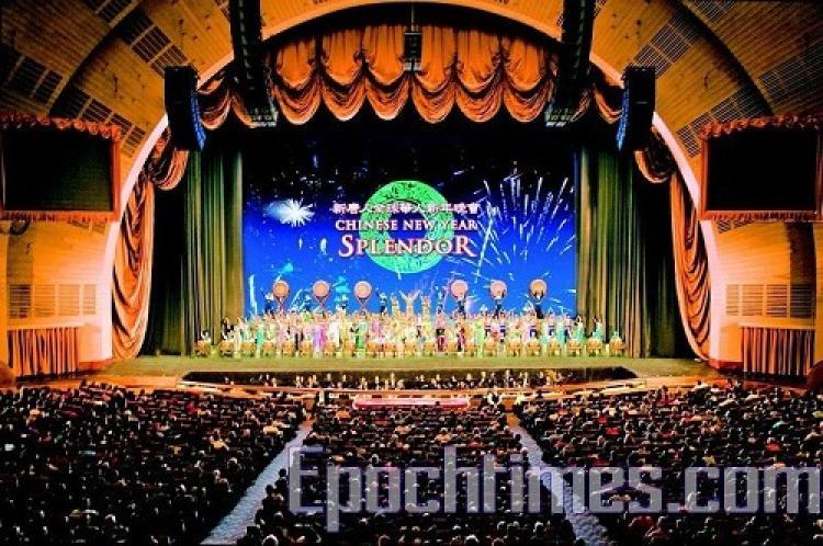 <a><img class="size-medium wp-image-1832624" title="Divine Performing Arts Troupe featured 15 shows at Radio City Music Hall in New York City in February 2008, during the Chinese New Year. (Yiluo Xun/The Epoch Times)" src="https://www.theepochtimes.com/assets/uploads/2015/09/dpa01.jpg" alt="Divine Performing Arts Troupe featured 15 shows at Radio City Music Hall in New York City in February 2008, during the Chinese New Year. (Yiluo Xun/The Epoch Times)" width="320"/></a>