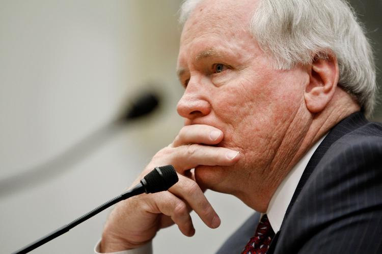 <a><img src="https://www.theepochtimes.com/assets/uploads/2015/09/edward_libby_aig_87143785.jpg" alt="AIG CEO Edward Liddy testifies before the House Oversight and Government Reform Committee May 13, 2009 in Washington, DC. Libby announced that he will step down as soon as the AIG board finds someone to replace him. This makes him the fifth CEO to leave t (Chip Somodevilla/Getty Images)" title="AIG CEO Edward Liddy testifies before the House Oversight and Government Reform Committee May 13, 2009 in Washington, DC. Libby announced that he will step down as soon as the AIG board finds someone to replace him. This makes him the fifth CEO to leave t (Chip Somodevilla/Getty Images)" width="320" class="size-medium wp-image-1828219"/></a>