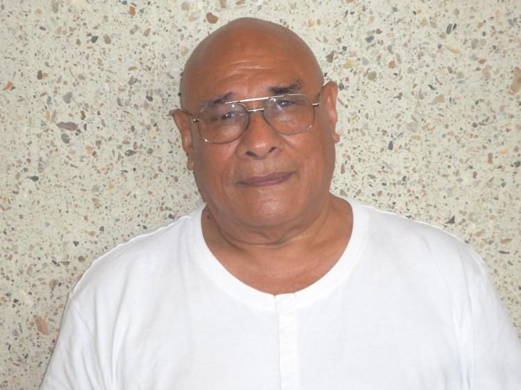 <a><img class="size-large wp-image-1771128" title="emma+kate+David+ianusi" src="https://www.theepochtimes.com/assets/uploads/2015/09/emma+kate+David+ianusi.jpg" alt="David Ianusi, who was in the swimwear industry, thoroughly enjoyed Shen Yun" width="590" height="442"/></a>